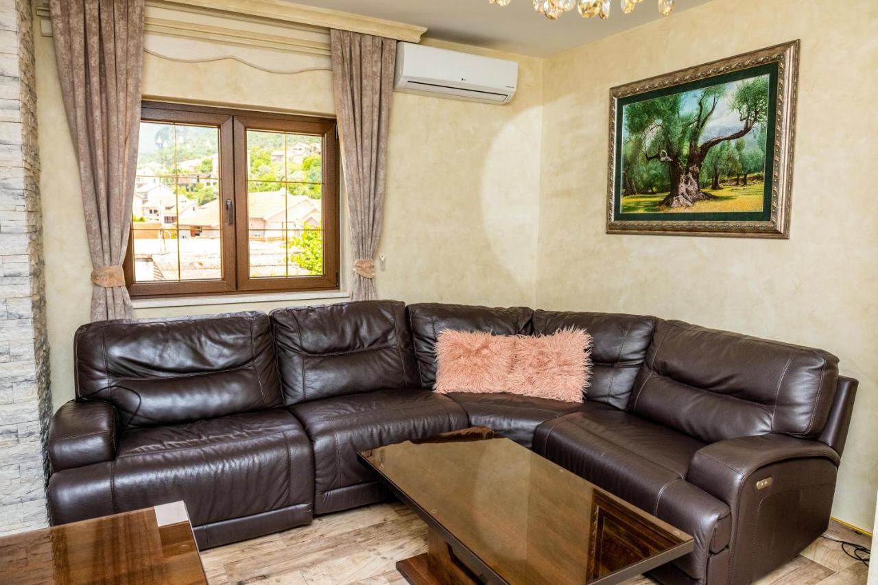 Raicevic Residence Тиват Екстер'єр фото